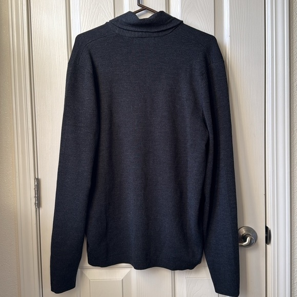 Air Canada Employee Men’s Classic Cardigan Front Button Closure Medium Gray - Picture 5 of 7